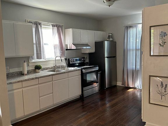 5th image of 312 E Missouri St