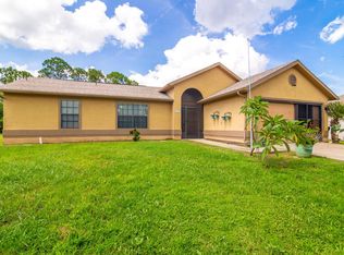 1058 Big Horn Cir NW, Palm Bay, FL 32907