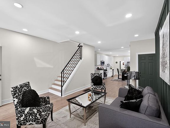 4th image of 749 S 52nd St