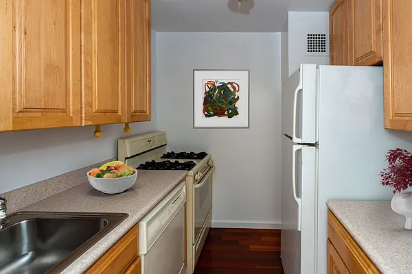 Sold by Corcoran | media 7