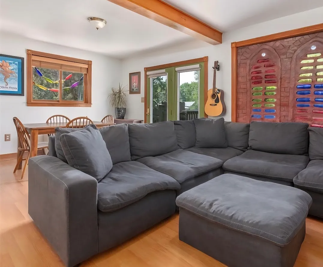 1 bed, 2310 sqft, $1,500 — Photo 1