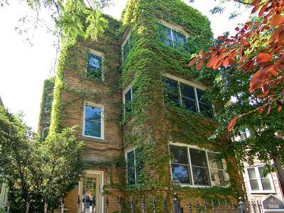 4224 N Sacramento Ave, Chicago, IL, 60618