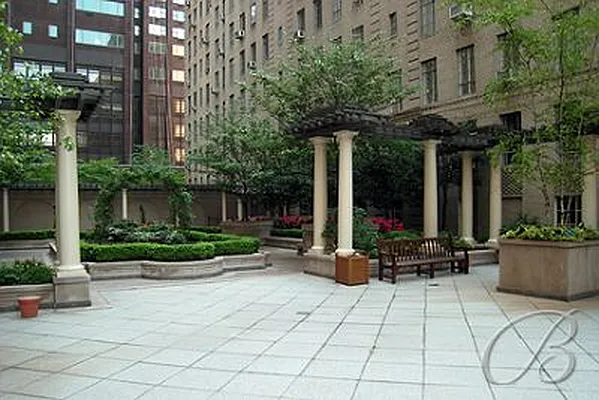 Rented by Bellmarc Realty | media 3