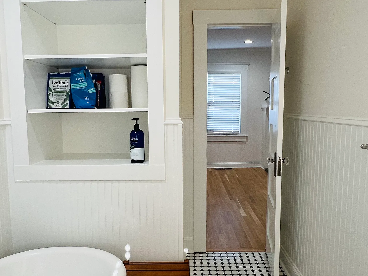 2 bed, 1410 sqft, $2,800 — Photo 3