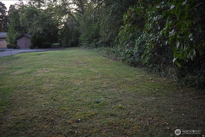 4th image of 104 Chateau Lane