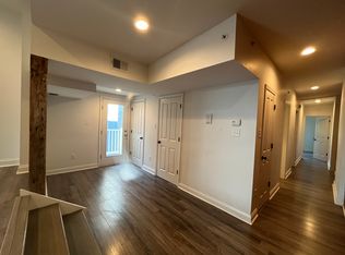 3825 Hamilton St #4, Philadelphia, PA 19104