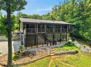 361 Bear Knob Ln, Crawford, TN 38554