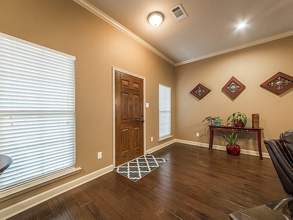 5th image of 2295 Wilmington Dr
