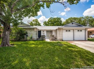 6911 Sunlight Dr, Leon Valley, TX 78238