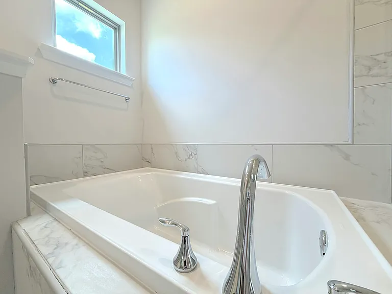 121 Clift Creek Dr — Photo 20