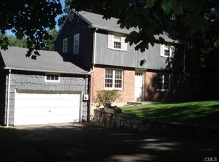 25 Melbourne Rd, Norwalk, CT 06851