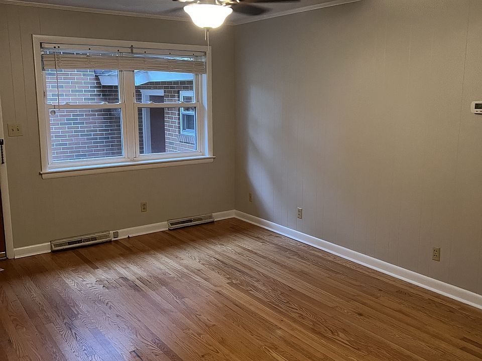 1st image of 210 N May St #11288487