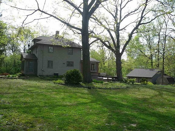 2nd image of 1210 34th Avenue Dr