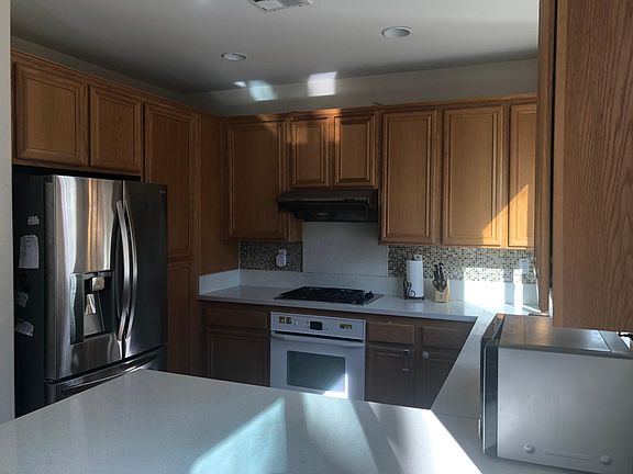 3rd image of 10018 Fieldthorn St