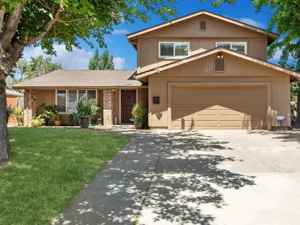 9217 La Riviera Dr, Sacramento, CA 95826
