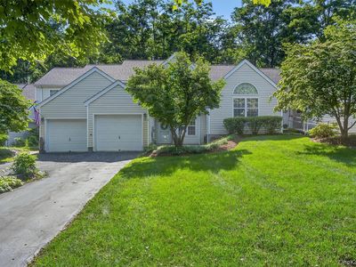 42 Prestwick Court, Poughkeepsie, NY, 12603