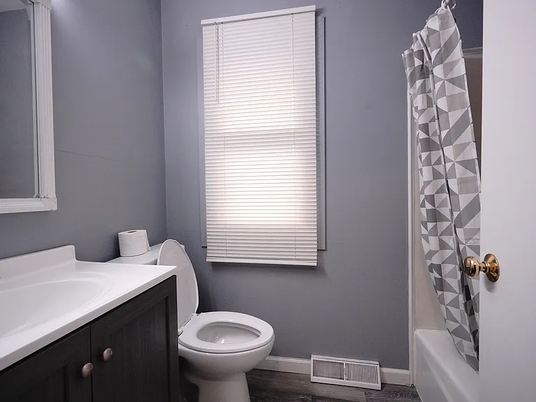 9036 Old Cedar Ave S — Photo 5
