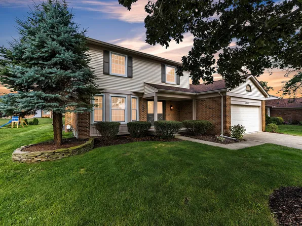 19441 Pollyanna Dr, Livonia, MI 48152