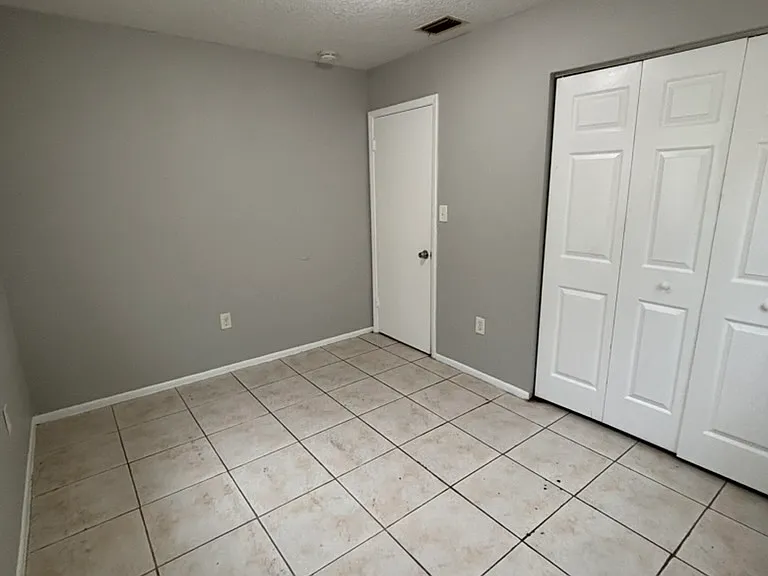10117 N Aster Ave — Photo 5