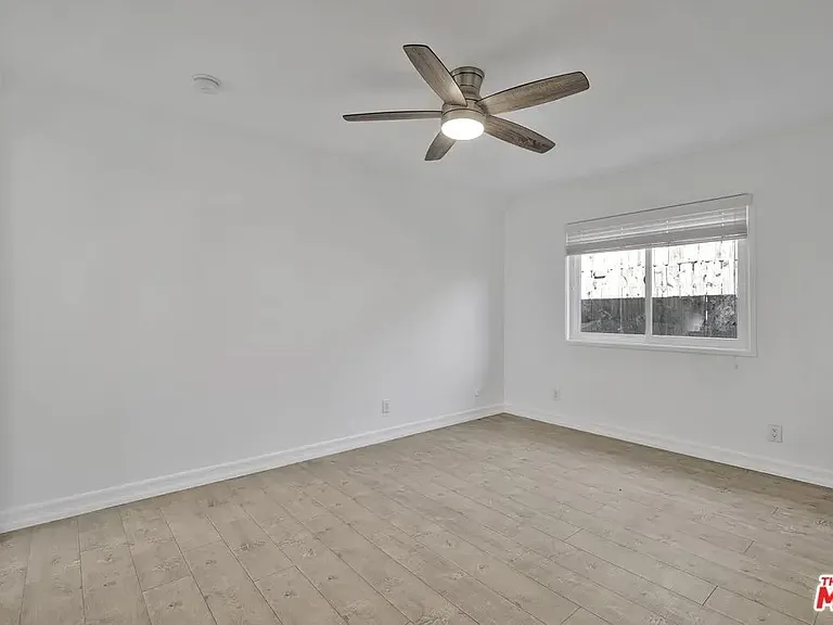 28040 Ermine Pl — Photo 27