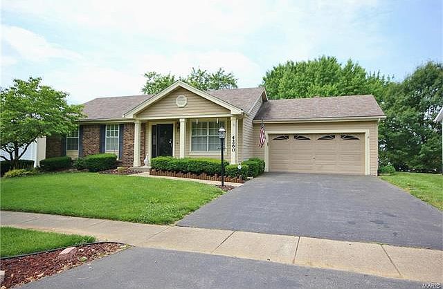 1st image of 4260 River Oaks Dr