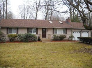 797 Riverside Dr, Orange, CT 06477