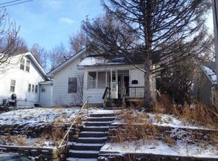 2341 E 11th St, Des Moines, IA 50316