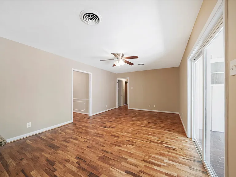 4406 Rosebay Dr — Photo 20