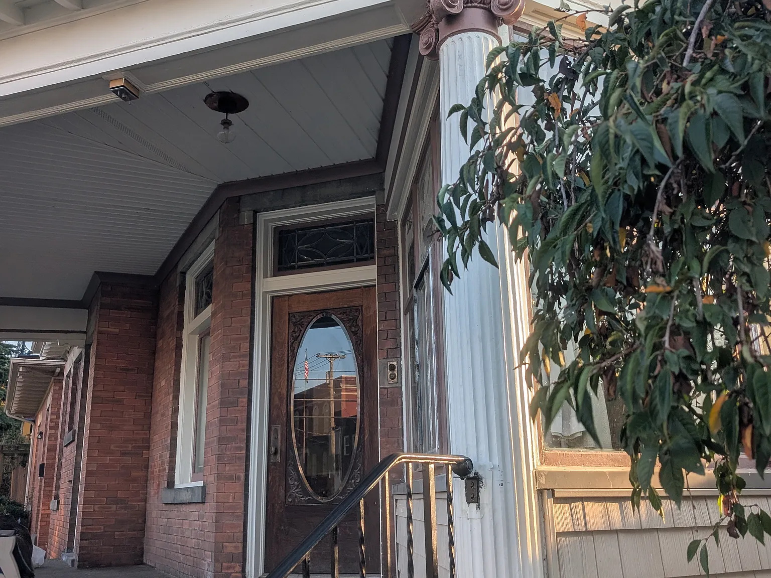 1 bed, 1200 sqft, $1,300 — Photo 2