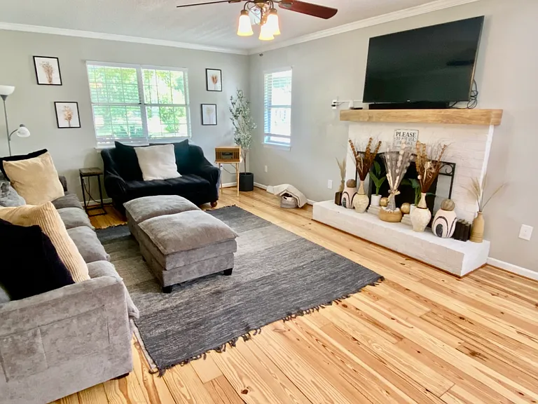 7900 Elderberry Cir — Photo 2