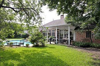 3rd image of 1708 Crestedge Ct