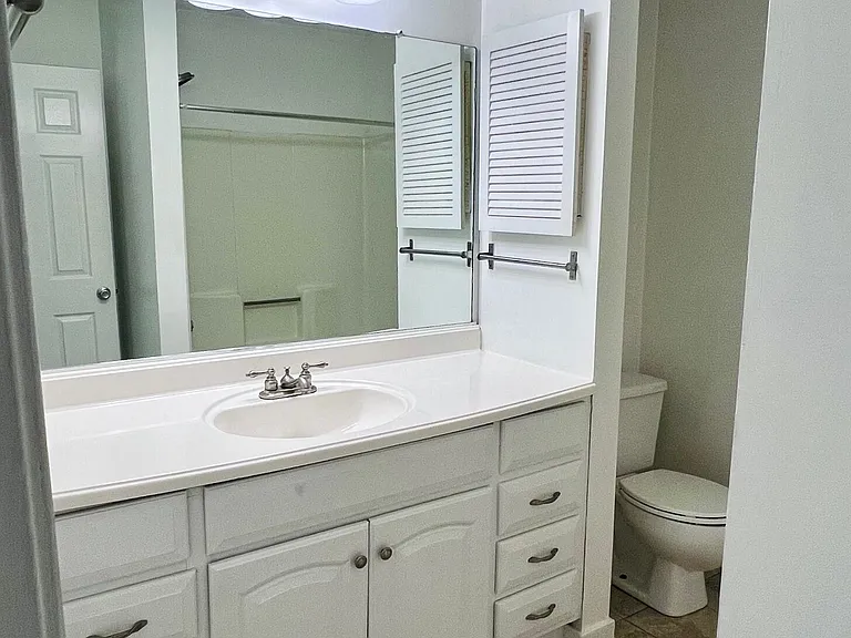 352 Sandpiper Dr #G — Photo 16