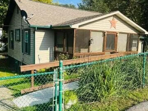 654 Wright St, Jellico, TN 37762