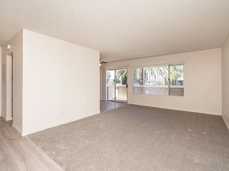 Timbers Apartments — Photo 29