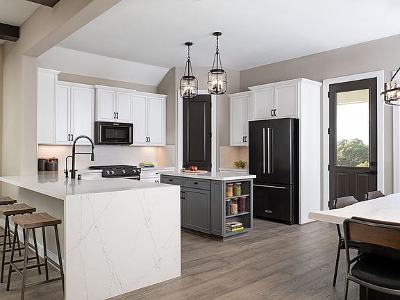 Katy Lakes - Cheyenne Interior Image 2
