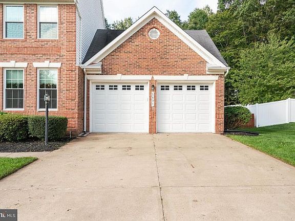 4th image of 5891 Rhode Island Dr