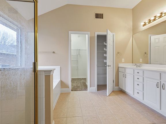 4th image of 1513 Hollyhock Ct