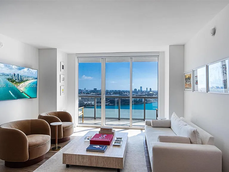 50 Biscayne Blvd #2706 — Photo 1