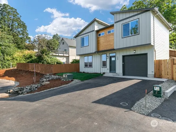589 N 3rd Street, Kalama, WA 98625