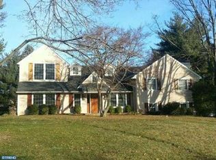 788 Holly Rd, Wayne, PA 19087