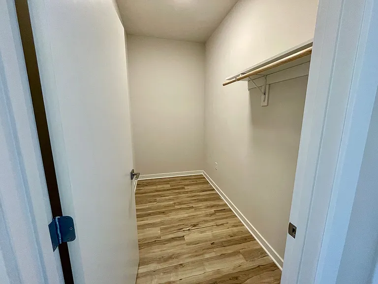 4220 W Layton Ave — Photo 24