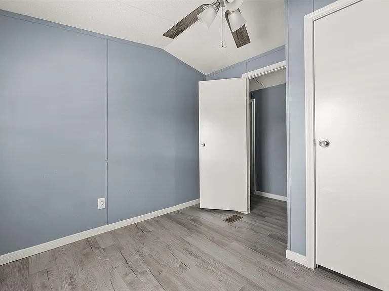 2222 N Austin Ave #44 — Photo 14