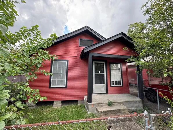 1504 Luzon St, Houston, TX 77009