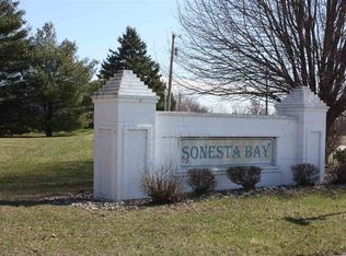 535 Bay Shore Dr, Kokomo, IN 46902