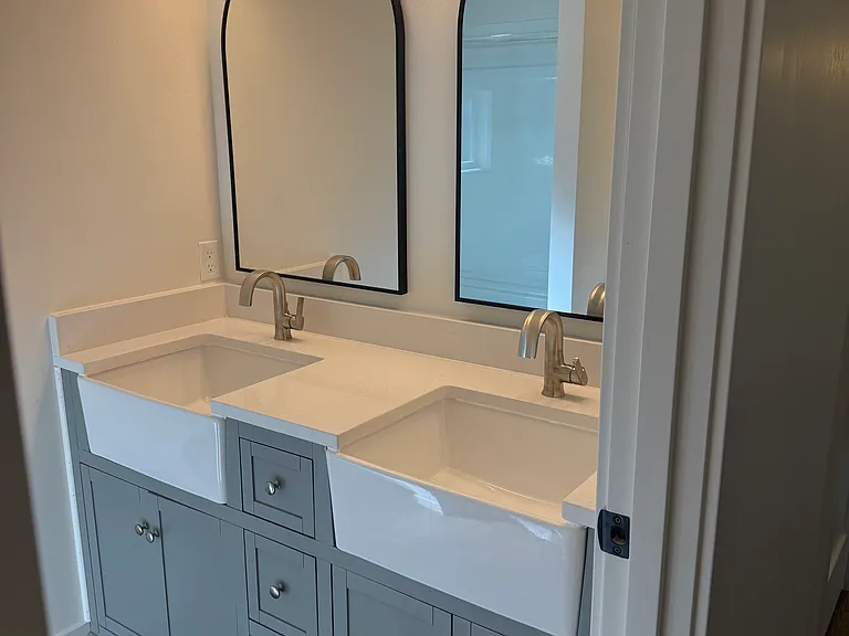 1539 Villard St — Photo 13
