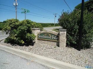 5 Cascade Ln, Delta, OH 43515