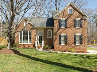 400 Fincastle Dr, Raleigh, NC 27607