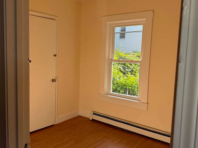 24 Walnut St #1 — Photo 5