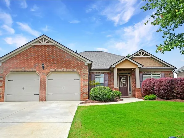 6241 Brookridge Dr, Flowery Branch, GA 30542