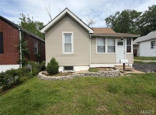 7043 Florence Pl, Saint Louis, MO 63136